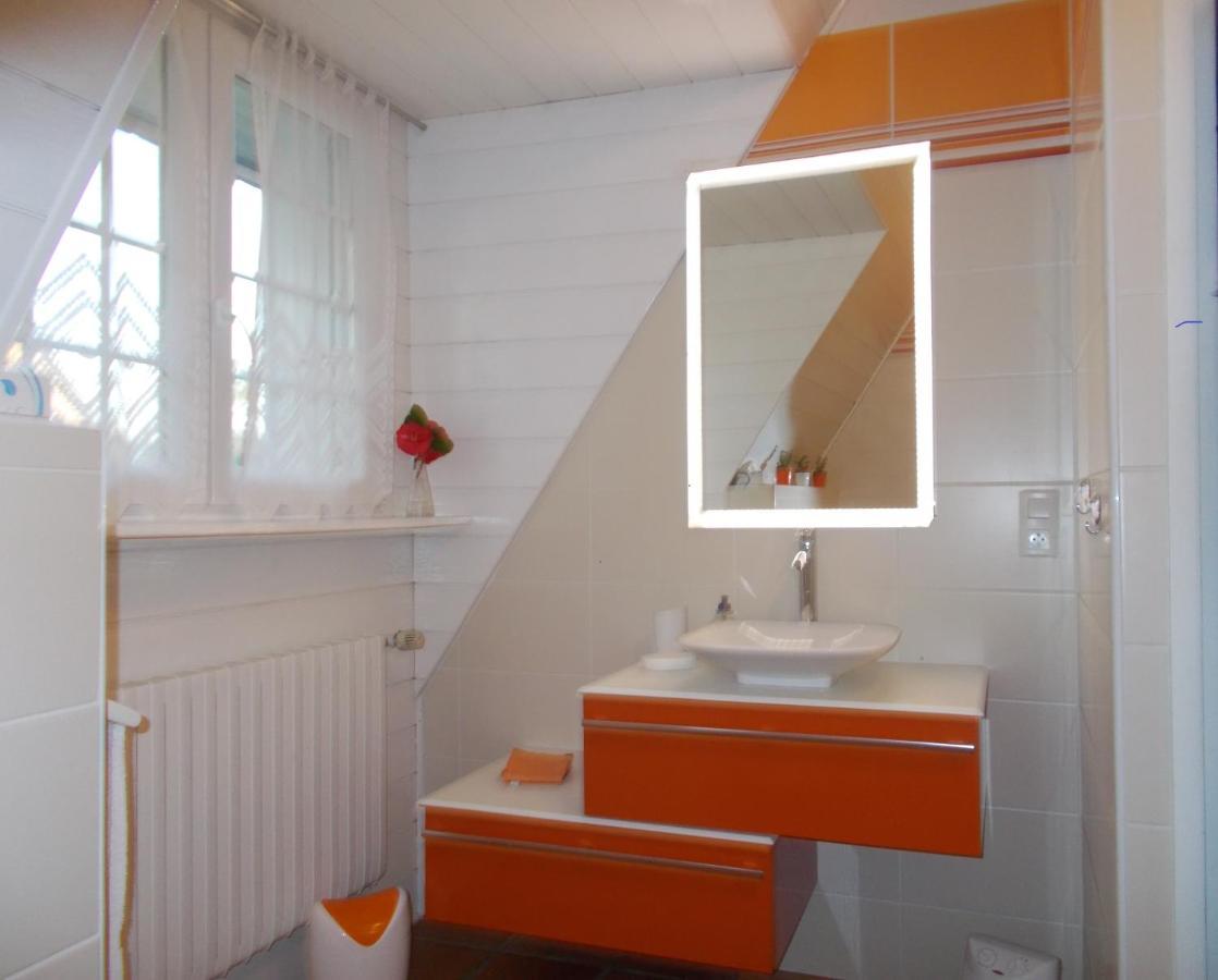 Les Ajoncs Bed & Breakfast Plougrescant Luaran gambar